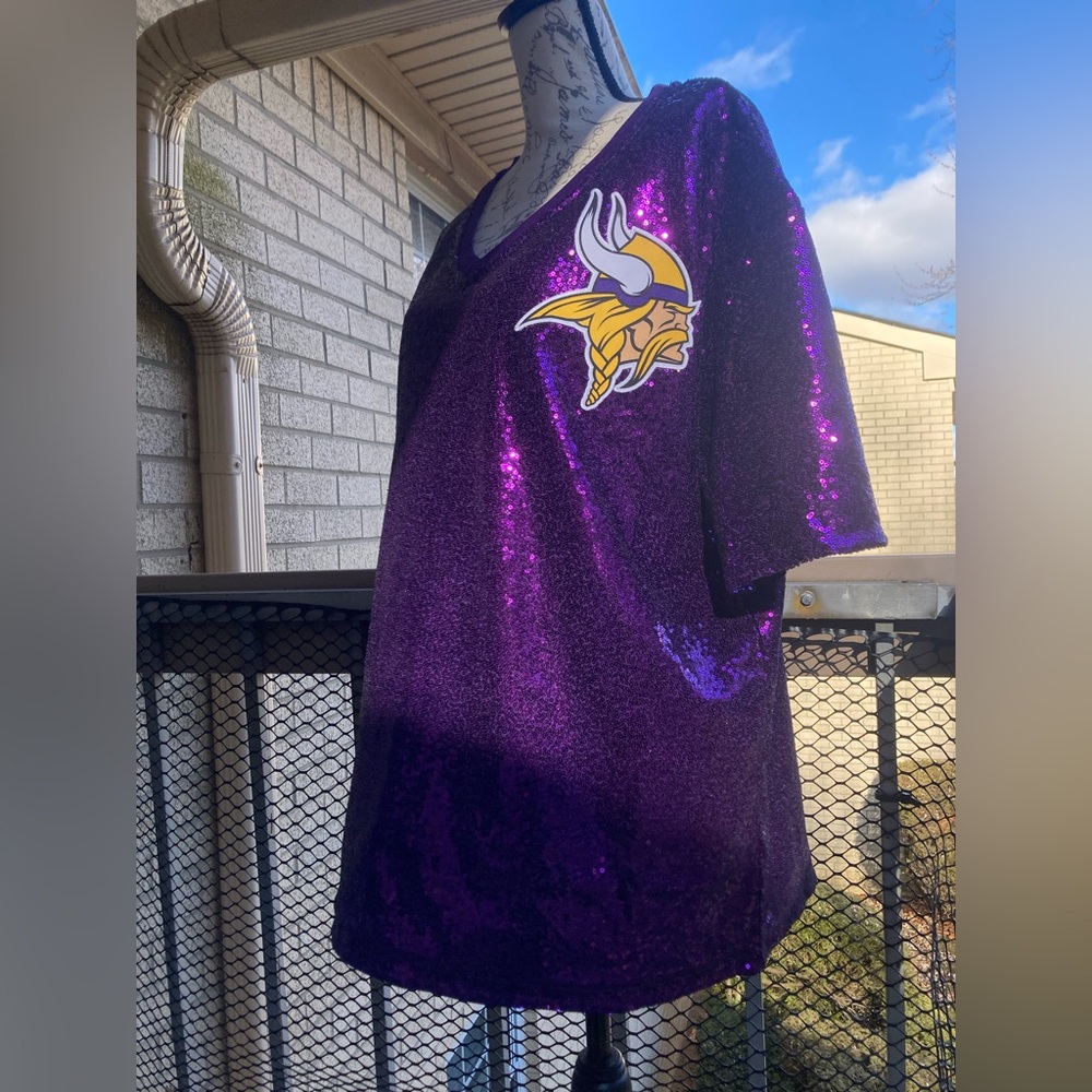 NFL Minnesota Vikings Purple Sequins Sparkle Football Jersey Viking Patch NEW - Picture 17 of 17
